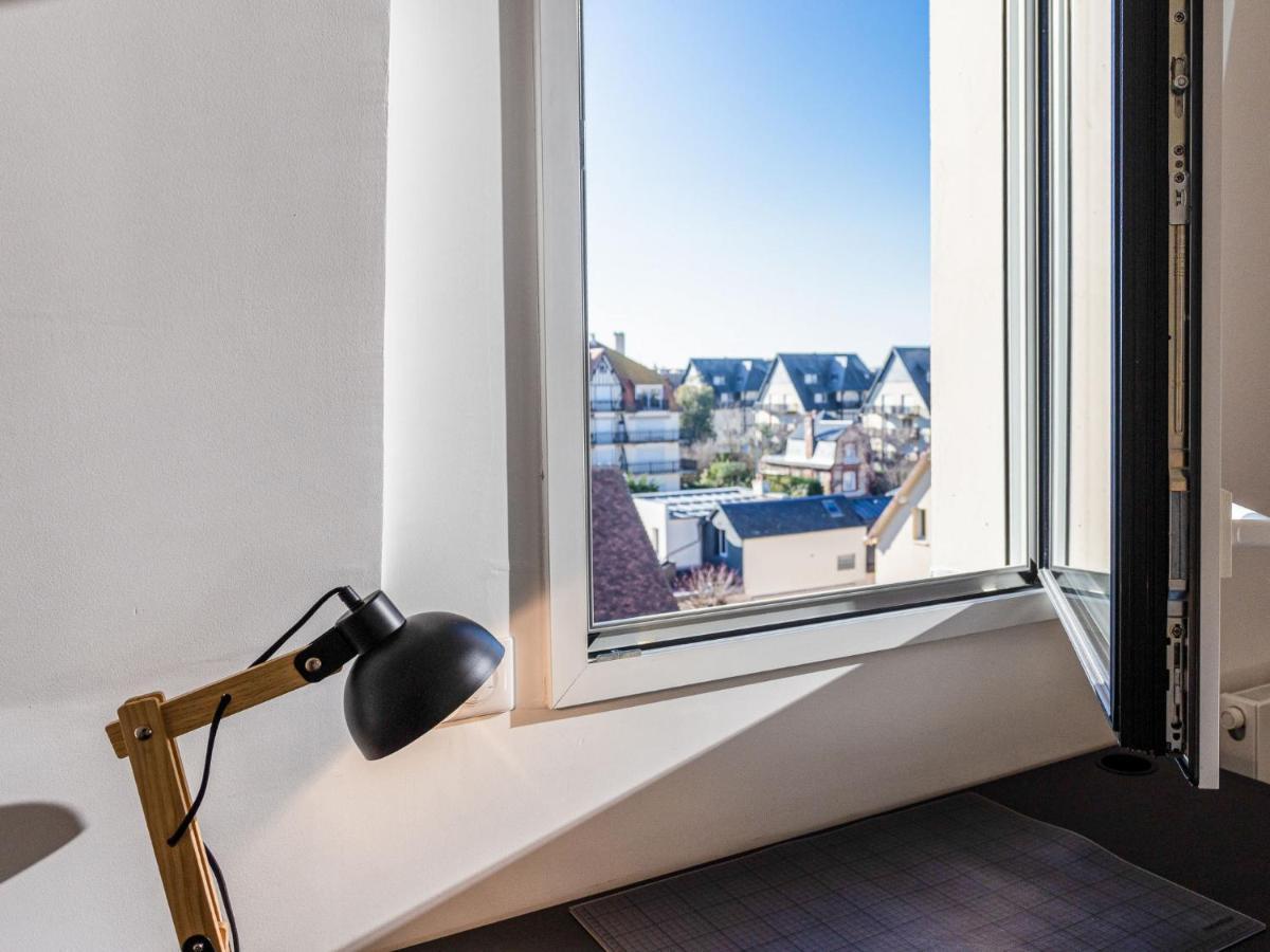 Les Arts-2 By Interhome